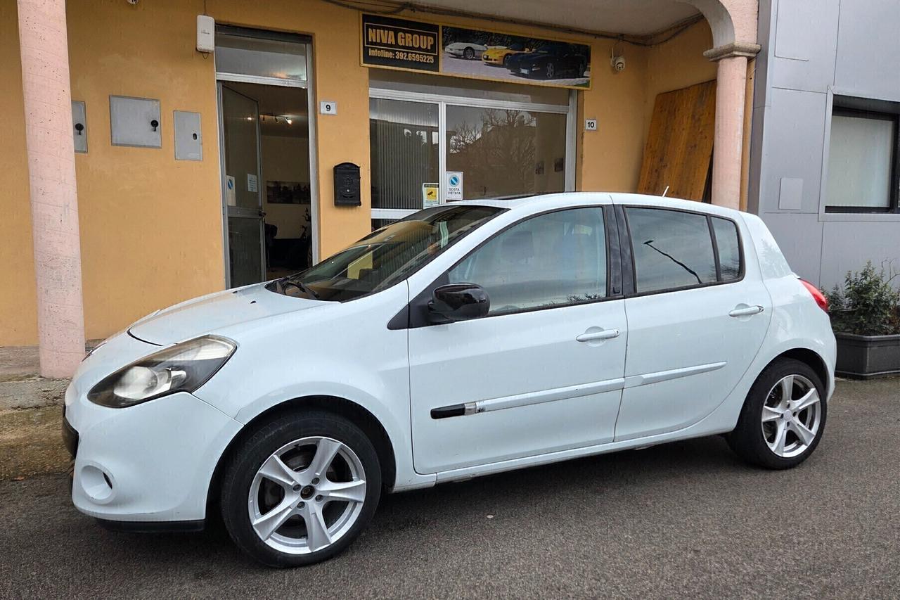 Renault Clio 1.5 dCi FULL-OPTIONAL