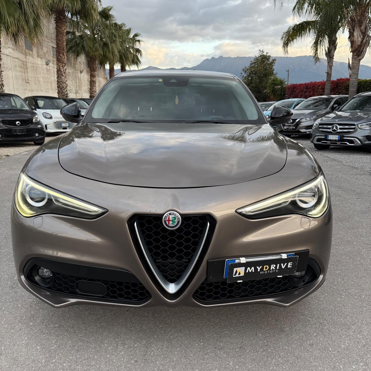 Alfa Romeo Stelvio 2.2 Turbodiesel 180 CV AT8 Q4 Executive