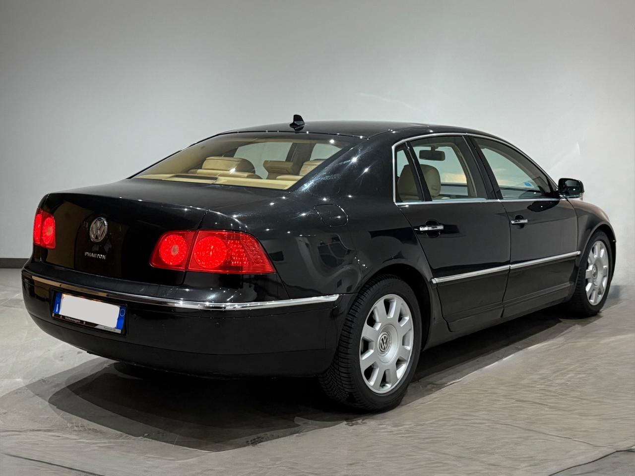 Volkswagen Phaeton 3.2 V6 Benzina Cv241/Kw177