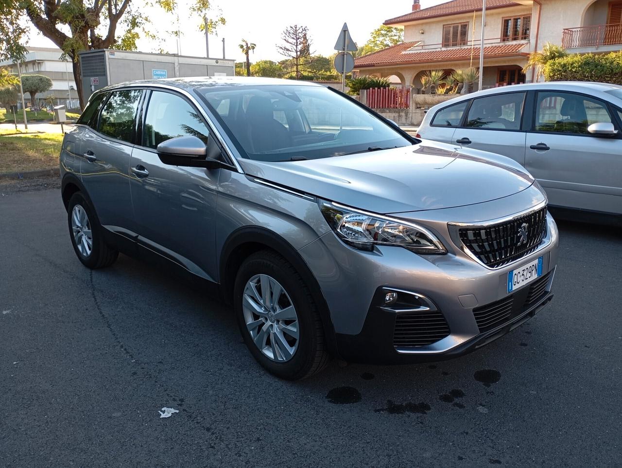 Peugeot 3008 BlueHDi 130 S&S EAT8 Business