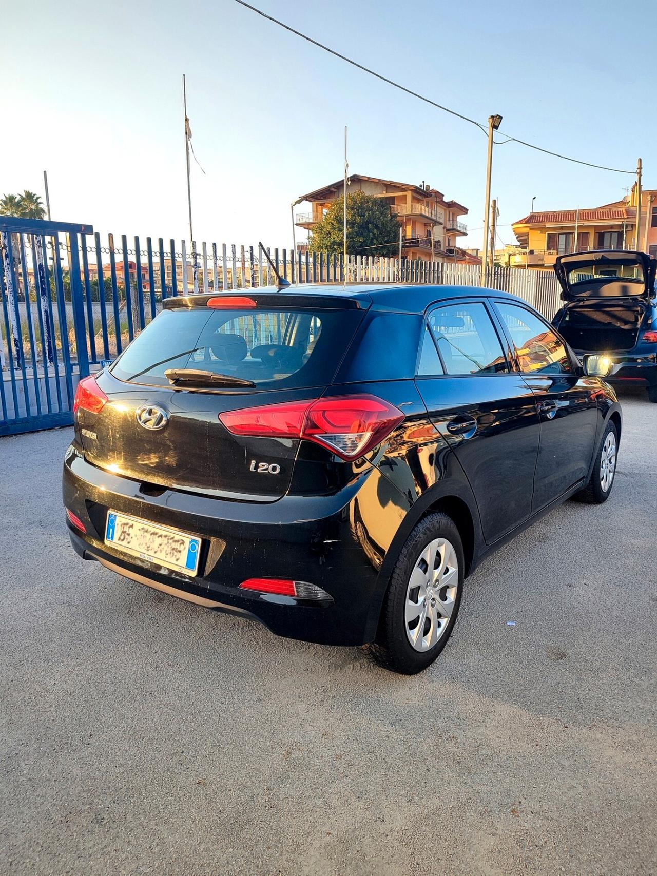 Hyundai i20 1.1 CRDi 12V 5 porte Classic