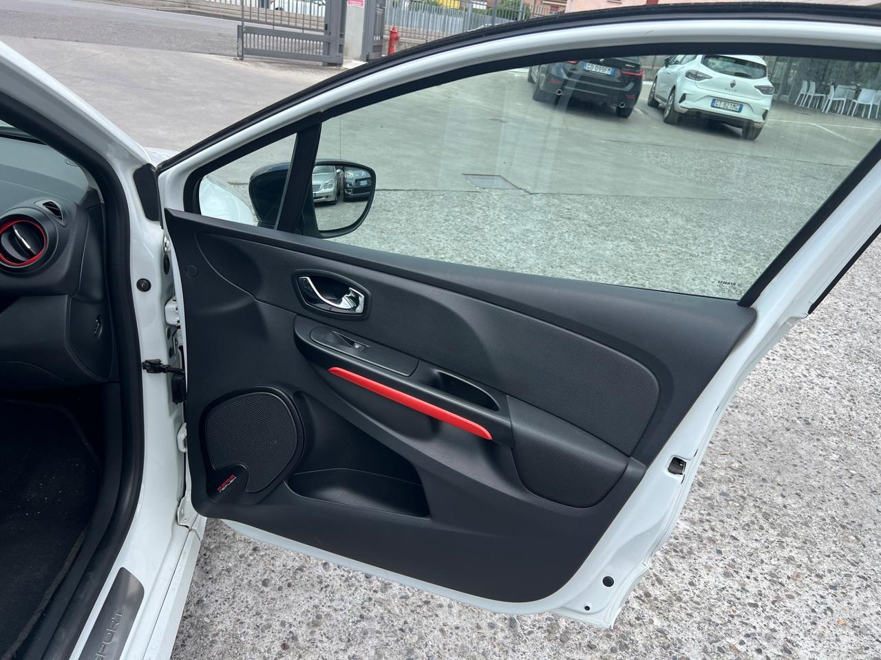 Renault Clio 1.6 T 200CV EDC 5 porte Monaco GP