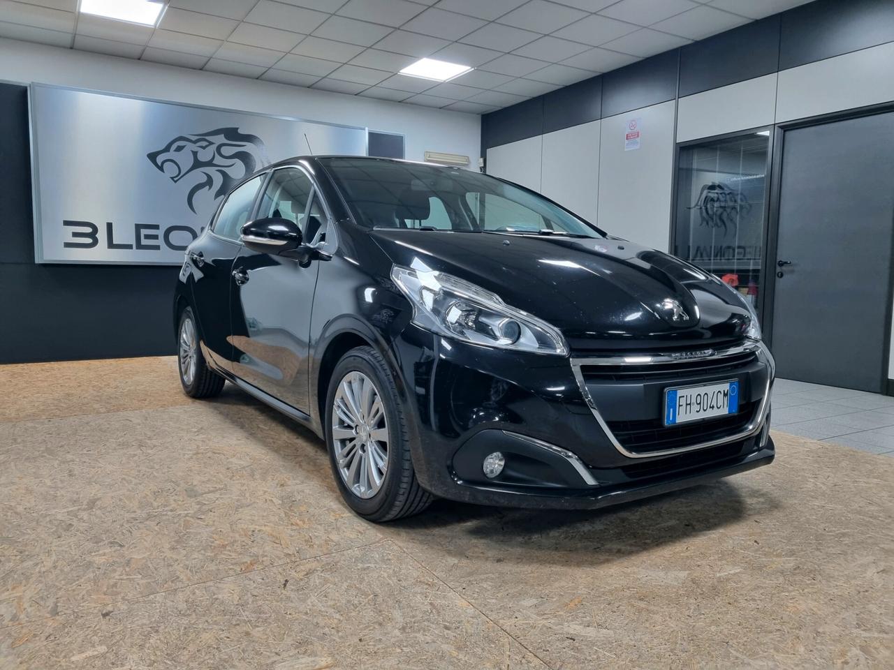 PEUGEOT 208 1.2 PureTech 82CV 5p. GPL ALLURE NEOPATENTATI