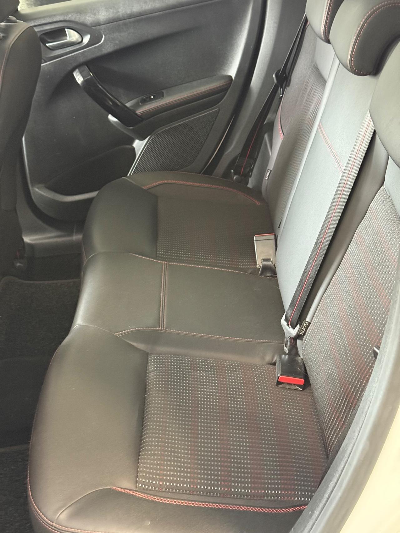 Peugeot 208 BlueHDi 100 5 porte GT Line