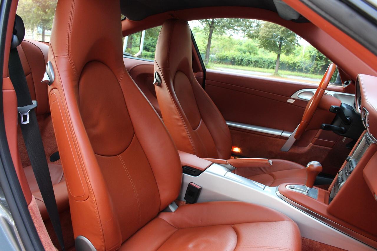 Porsche 911 Carrera 4S Coupé