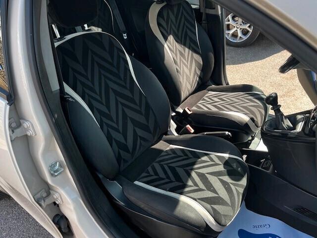Lancia Ypsilon 1.2 Gold 69cv " BLUETOOTH/ PDC/ MOTORE NUOVO"