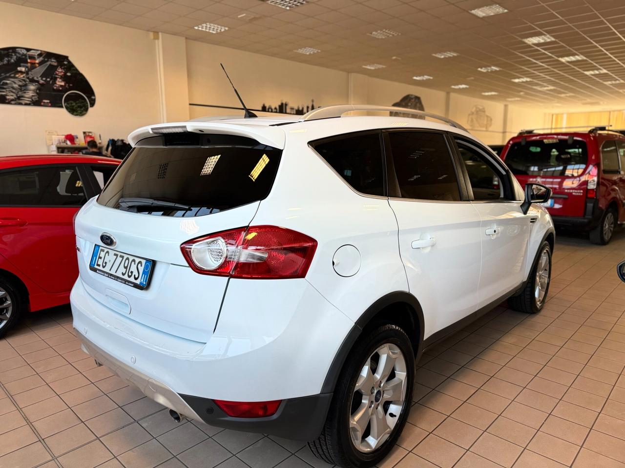 Ford Kuga 2.0 TDCi 163 CV 4WD Titanium DPF