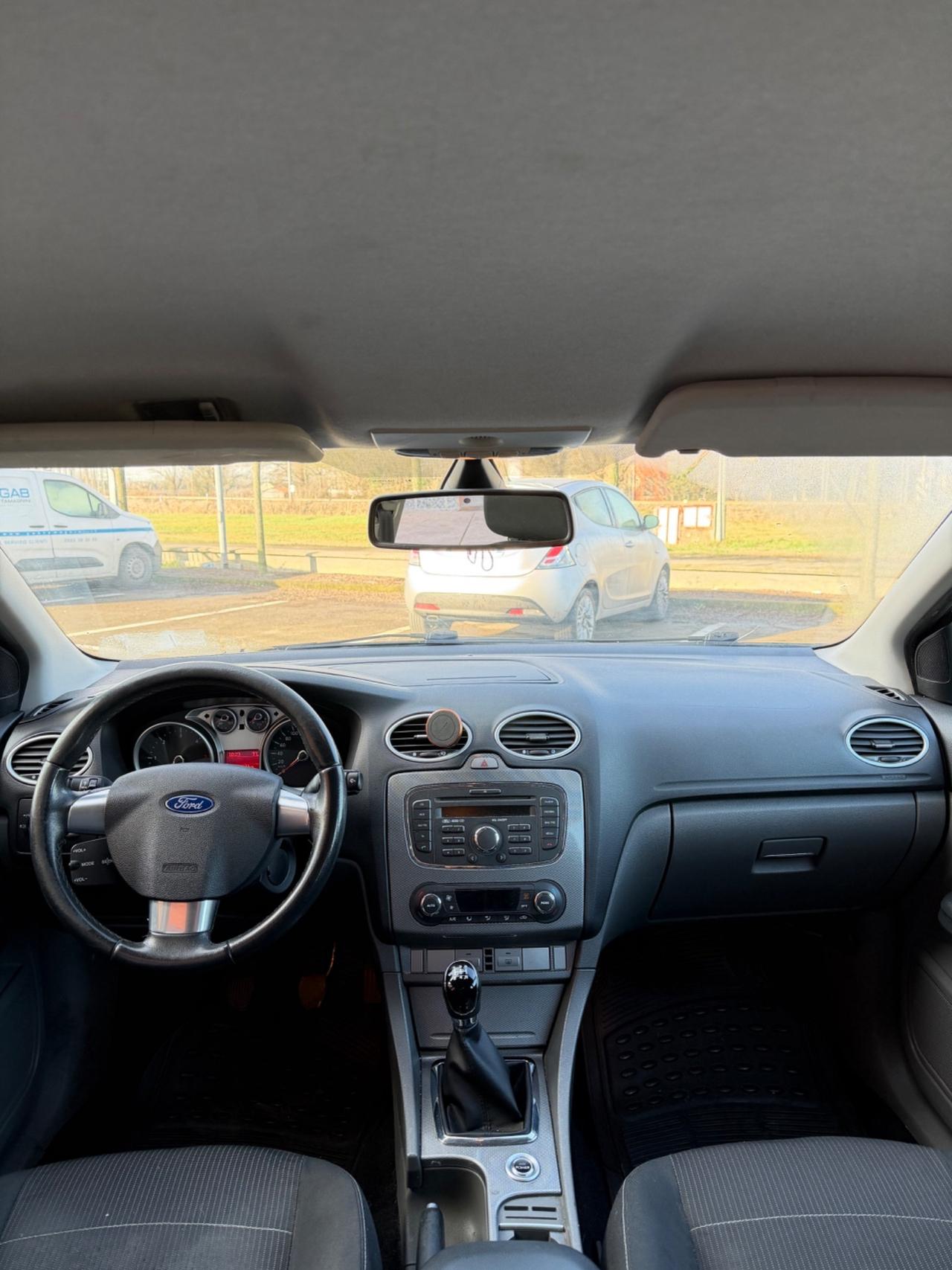 Ford Focus 1.6 TDCi (110CV) 5p. Tit. DPF