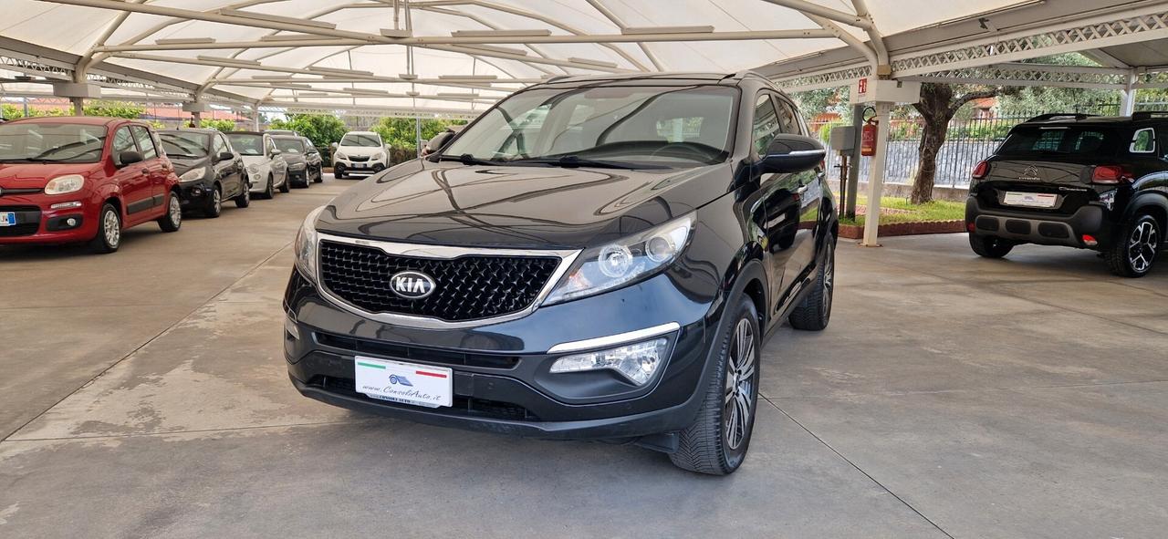 Kia Sportage 1.7 CRDi High Tech *Panorama-Navi-Pelle*