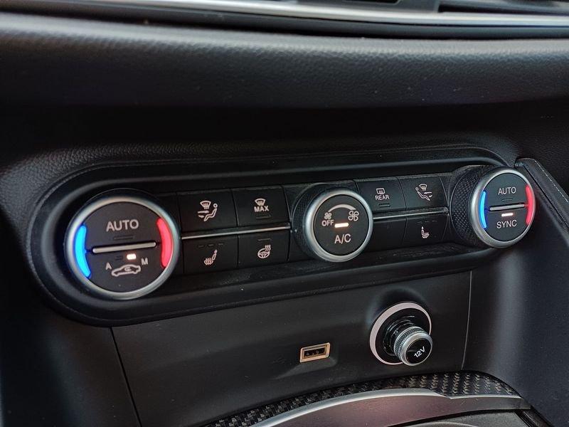 Alfa Romeo Stelvio Stelvio 2.2 t Veloce Q4 210cv auto GARANZIA