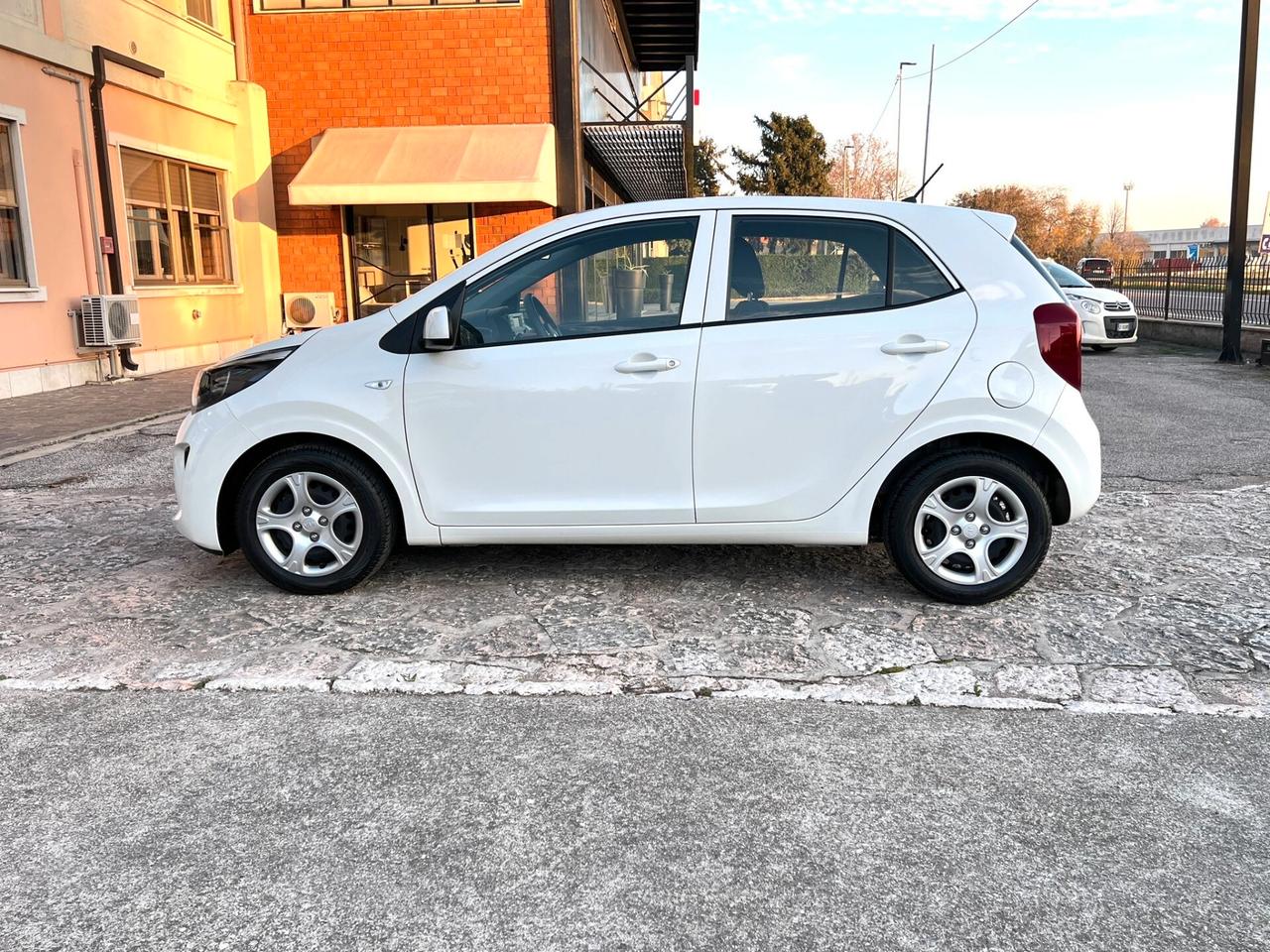 Kia Picanto 1.0 12V 5 porte Active