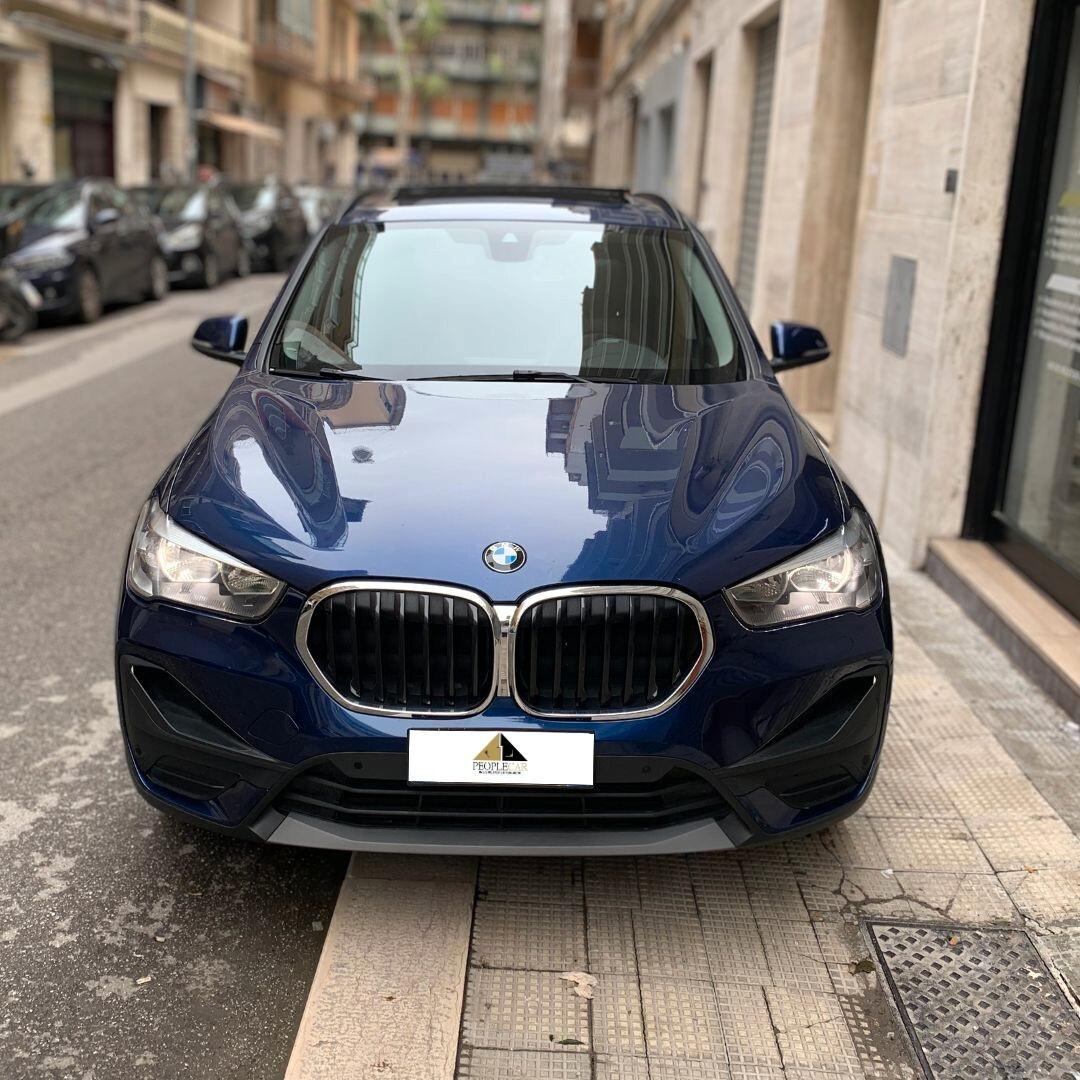 BMW X1 sDrive18d **tetto panoramico**