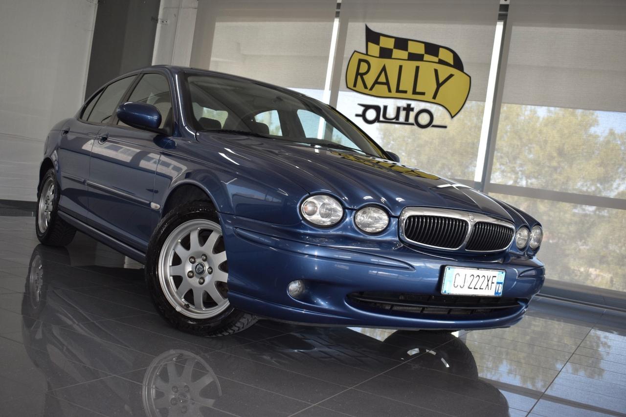 Jaguar X-Type 2.0D Executive * DA VETRINA