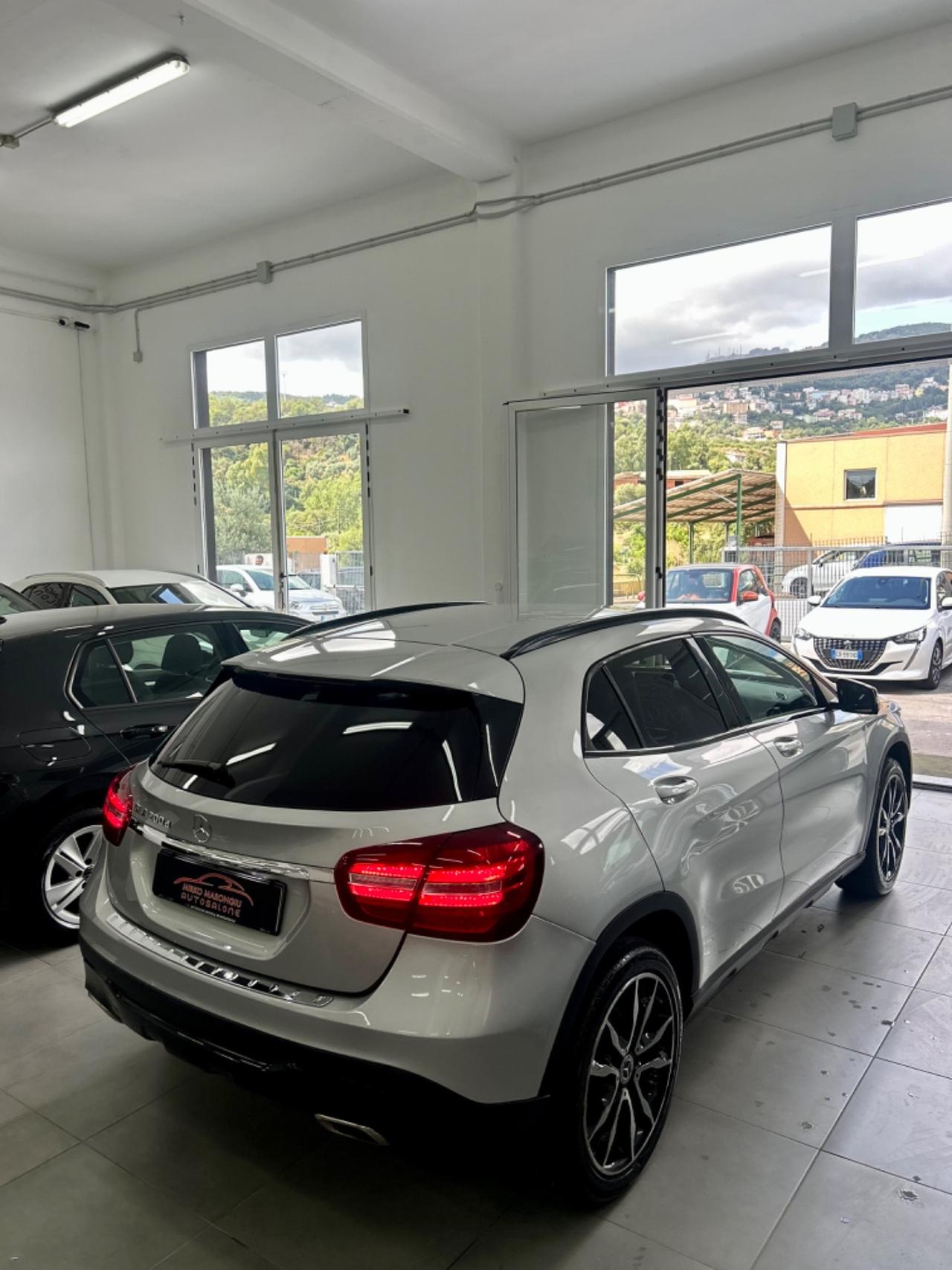 Mercedes GLA 200 d Automatic Premium FINANZIABILE