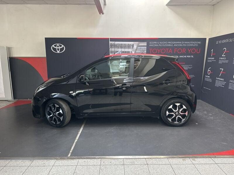 Toyota Aygo Aygo Connect 1.0 VVT-i 72 CV 5 porte x-wave