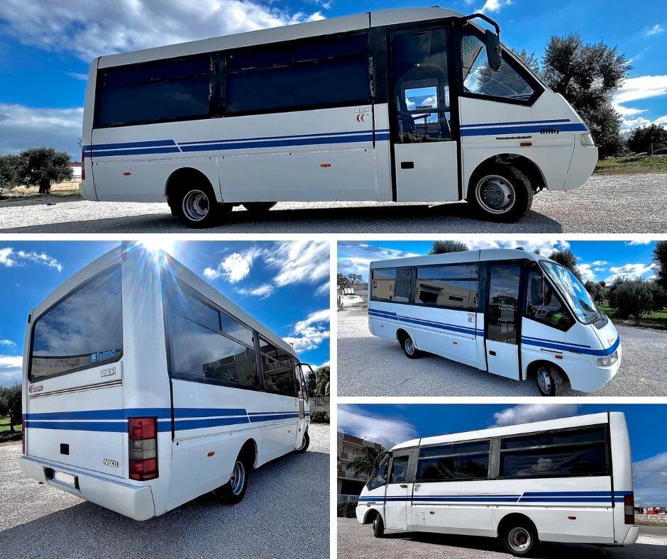 AUTOBUS IVECO DAILY 49E12 UNICO PROPRIETARIO 24 POSTI