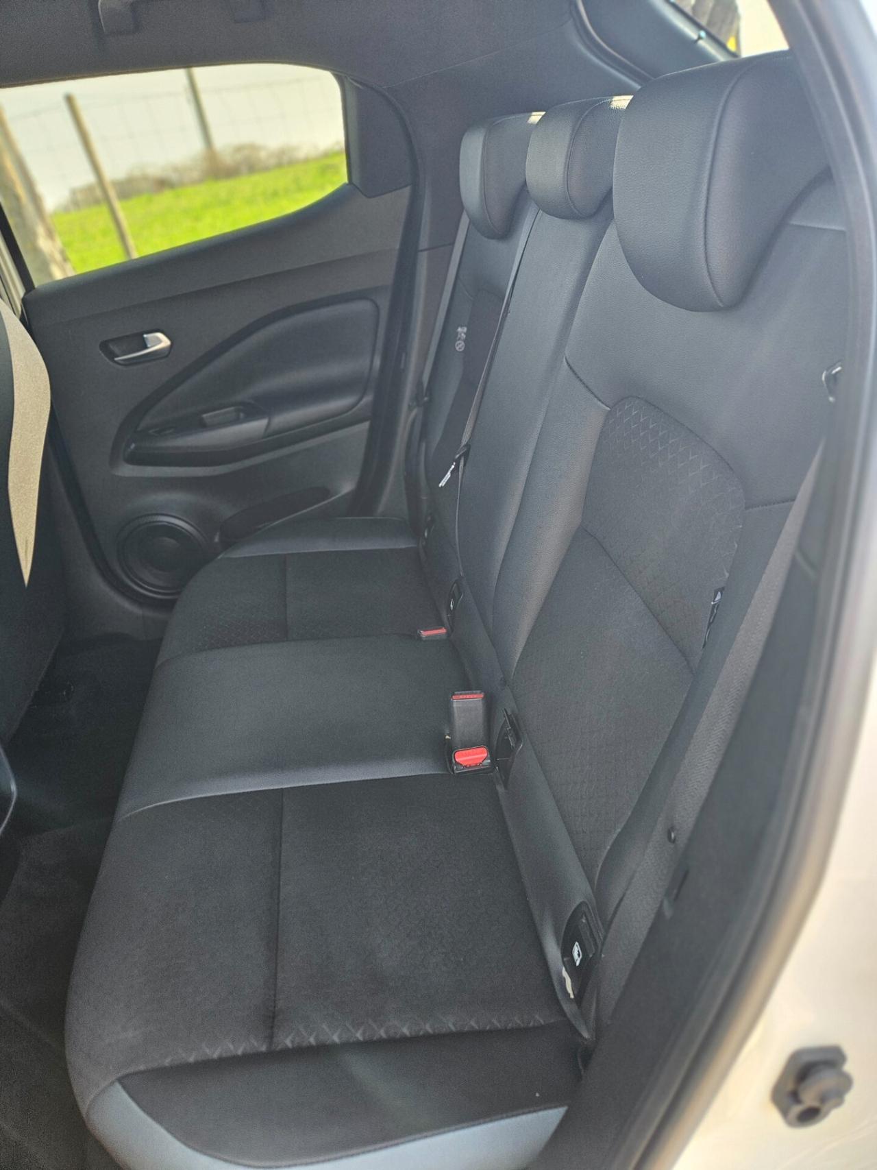 Nissan Juke 1.0 DIG-T 114 CV N-Connecta