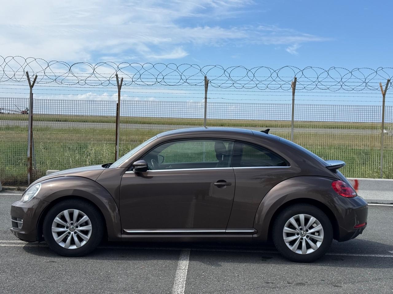 Volkswagen Maggiolino 1.6 TDI -105 CV-PERMUTABILE