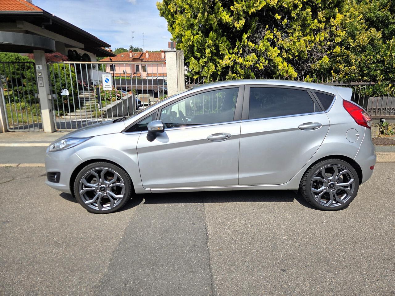 Ford Fiesta 1.5 TDCi 95CV 5 porte Titanium