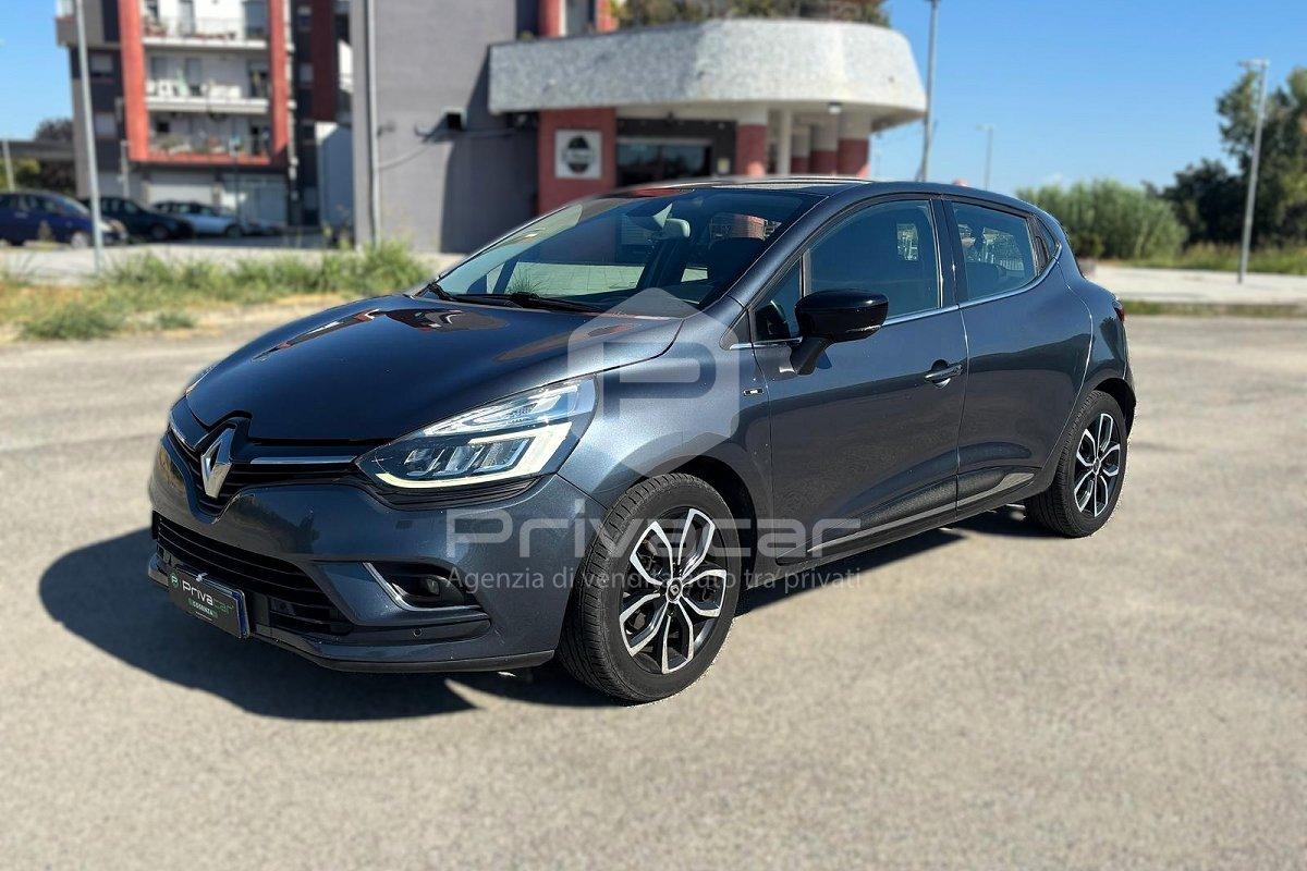 RENAULT Clio dCi 8V 90 CV EDC 5 porte Moschino Zen