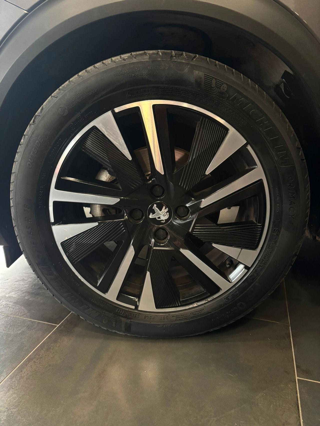 Peugeot 2008 1.5 BlueHDi 130 S&S EAT8 GT