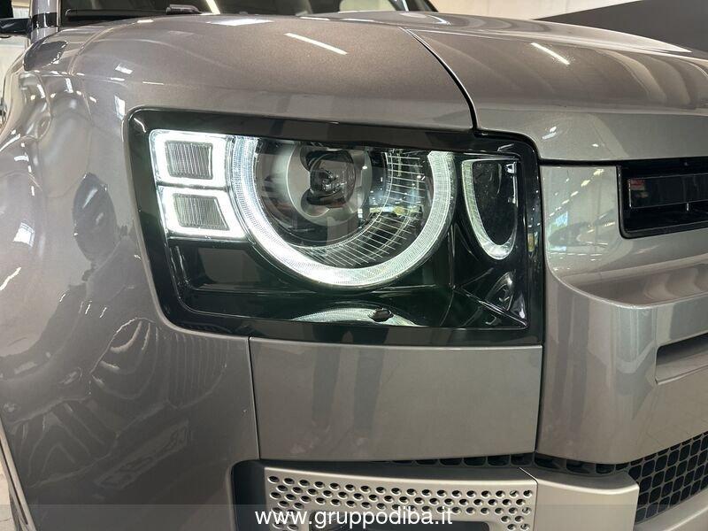 Land Rover Defender VII 2020 110 Diesel 110 3.0d i6 mhev SE awd 200cv auto
