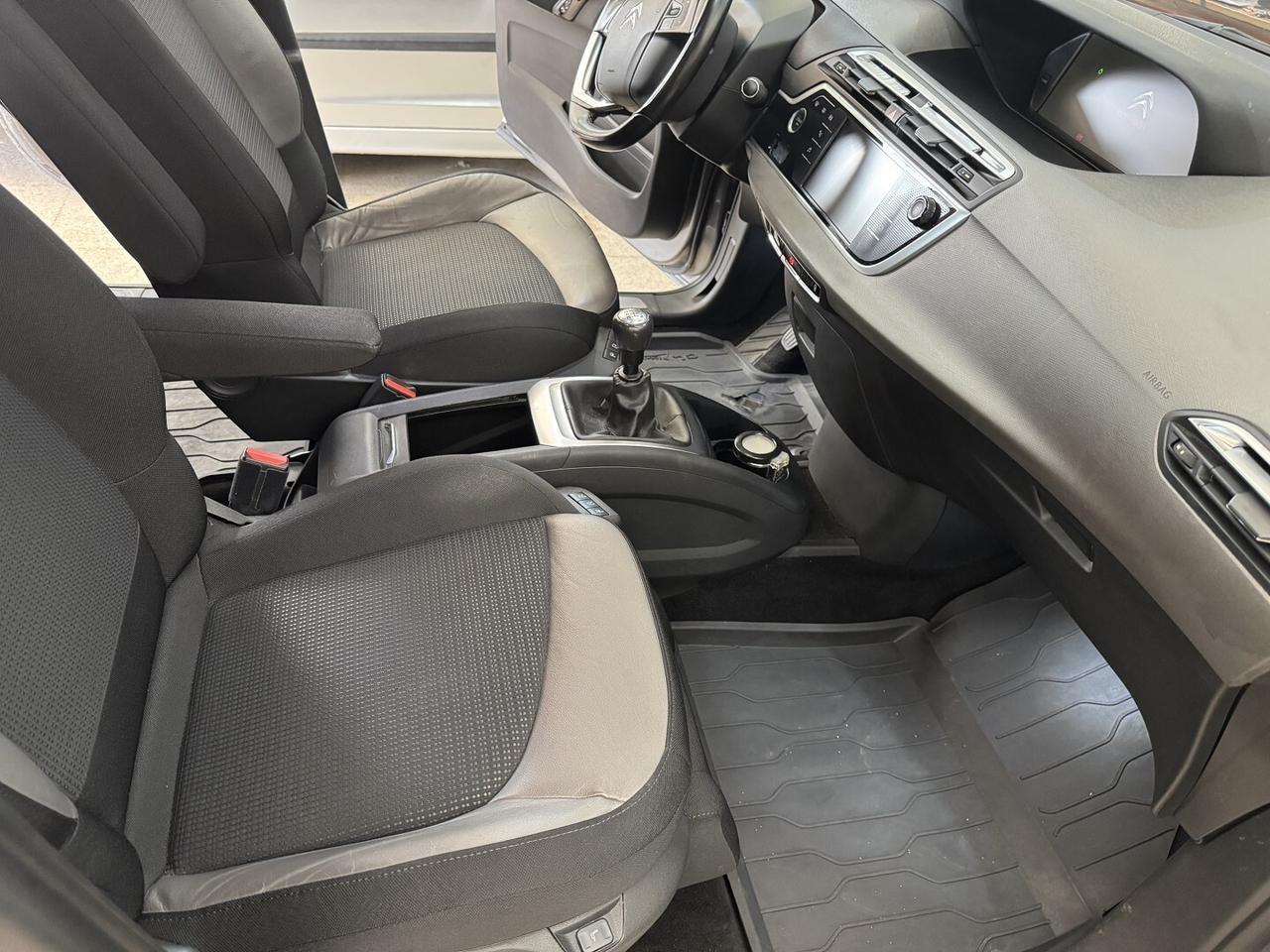 Citroen NEW C4 1.6 HDi SHINE Navigatore