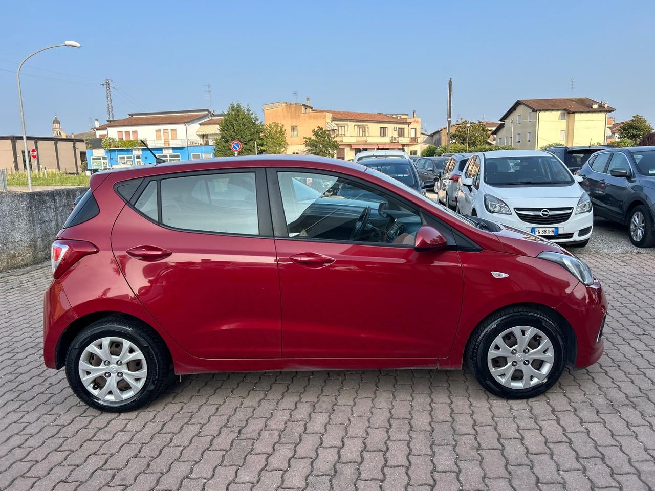 Hyundai i10 1.0 LPGI Econext Sound Edition