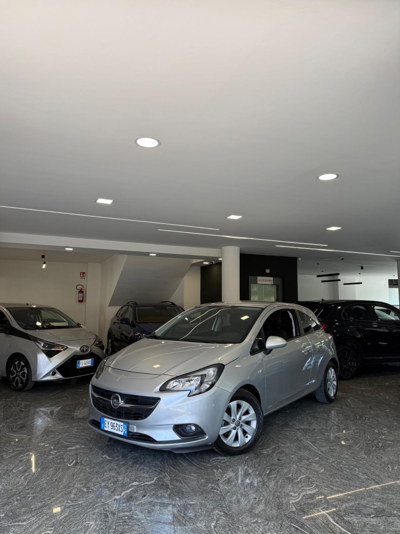 Opel Corsa 1.2 3 porte Edition
