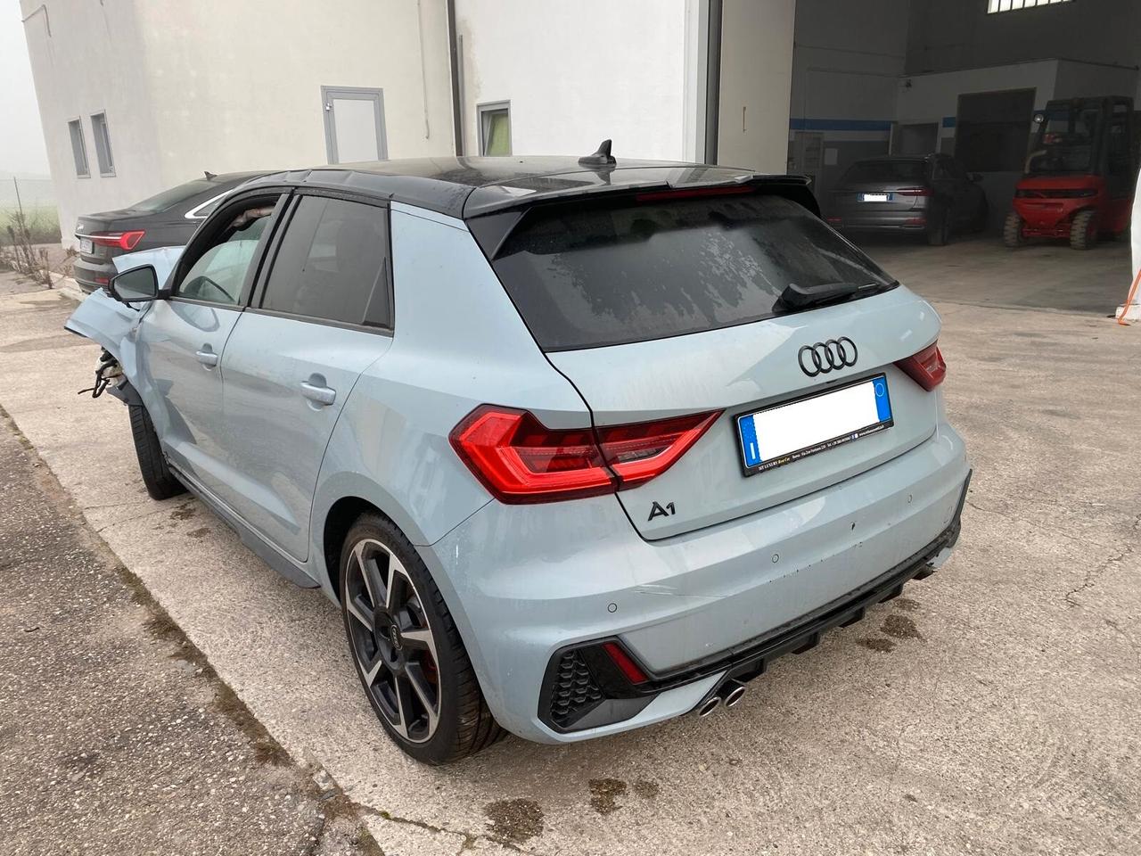 Audi A1 Sportback 40 2.0 tfsi S Line 207cv s-tronic NO KEY