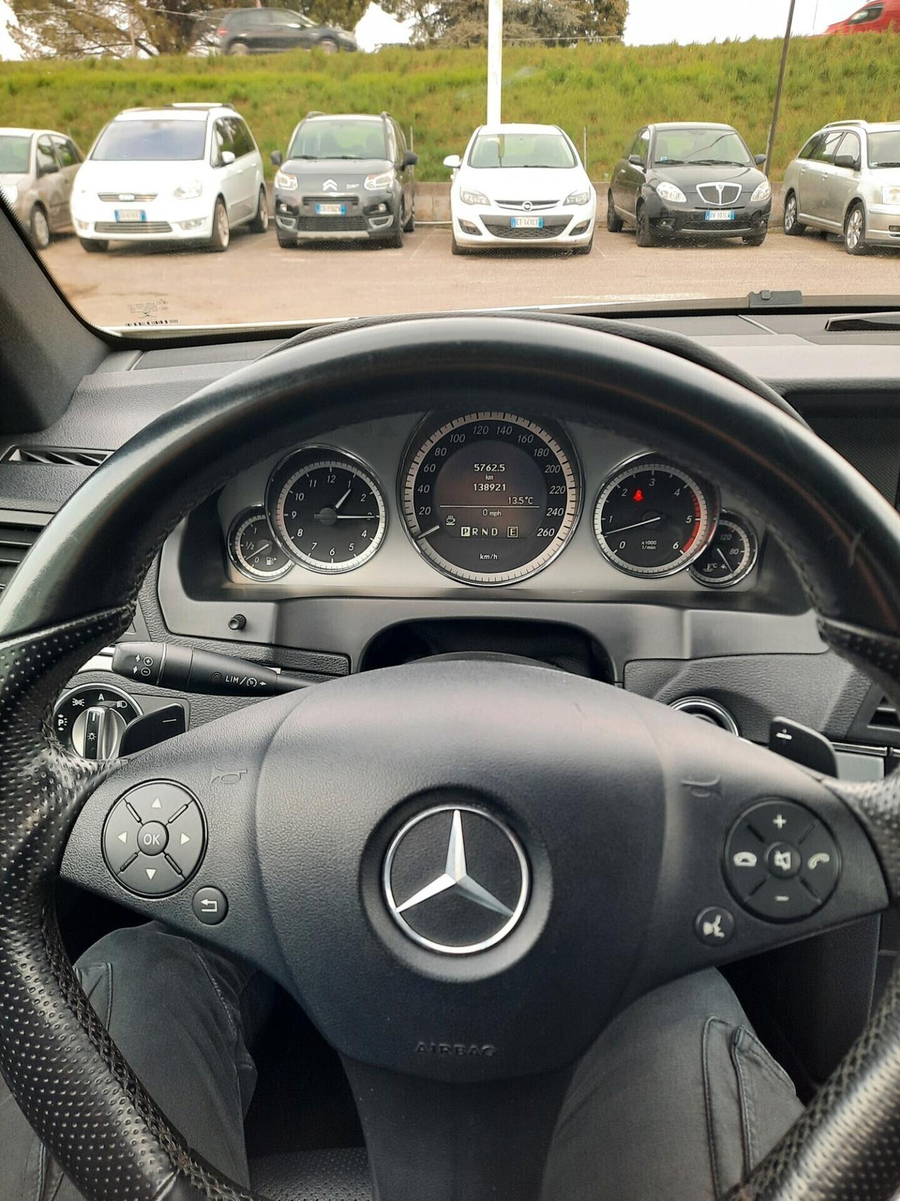 Mercedes-benz E 350 CDI AMG Coupé BlueEFFICIENCY Avantgarde
