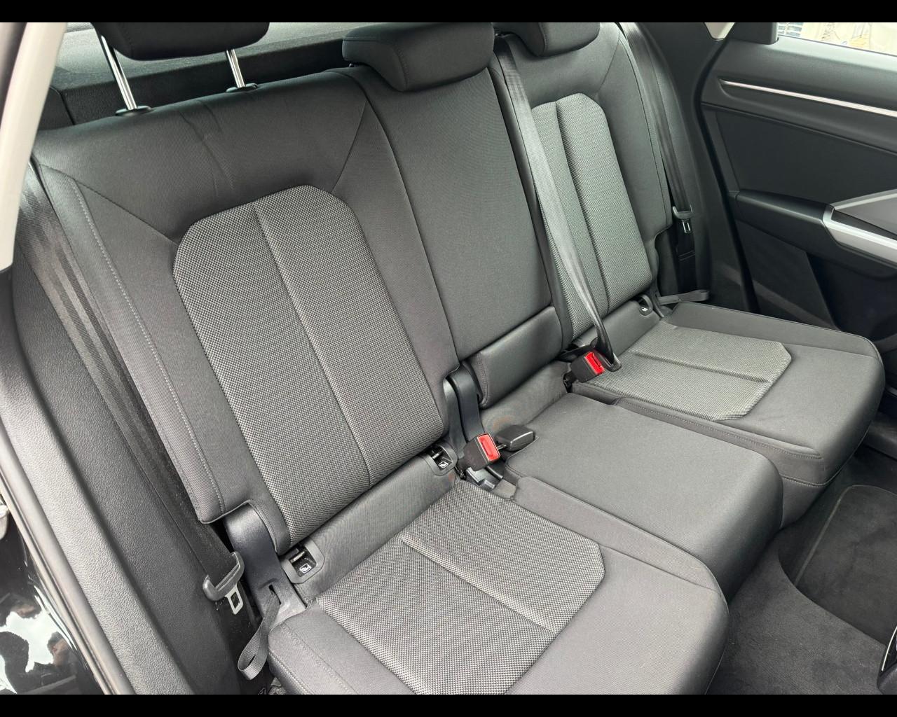 AUDI Q3 2ª serie - Q3 35 TDI S tronic Business Advanced