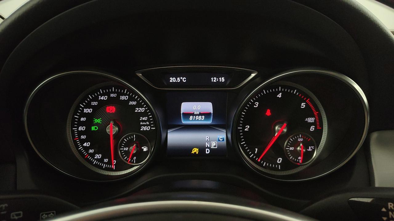 Mercedes-Benz CLA Shooting Brake 200 d Premium 4matic auto FL