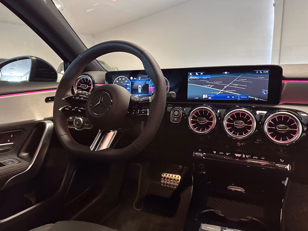 MERCEDES-BENZ A180D PACK PREMIUM AMG 116CV PRONTA CONSEGNA