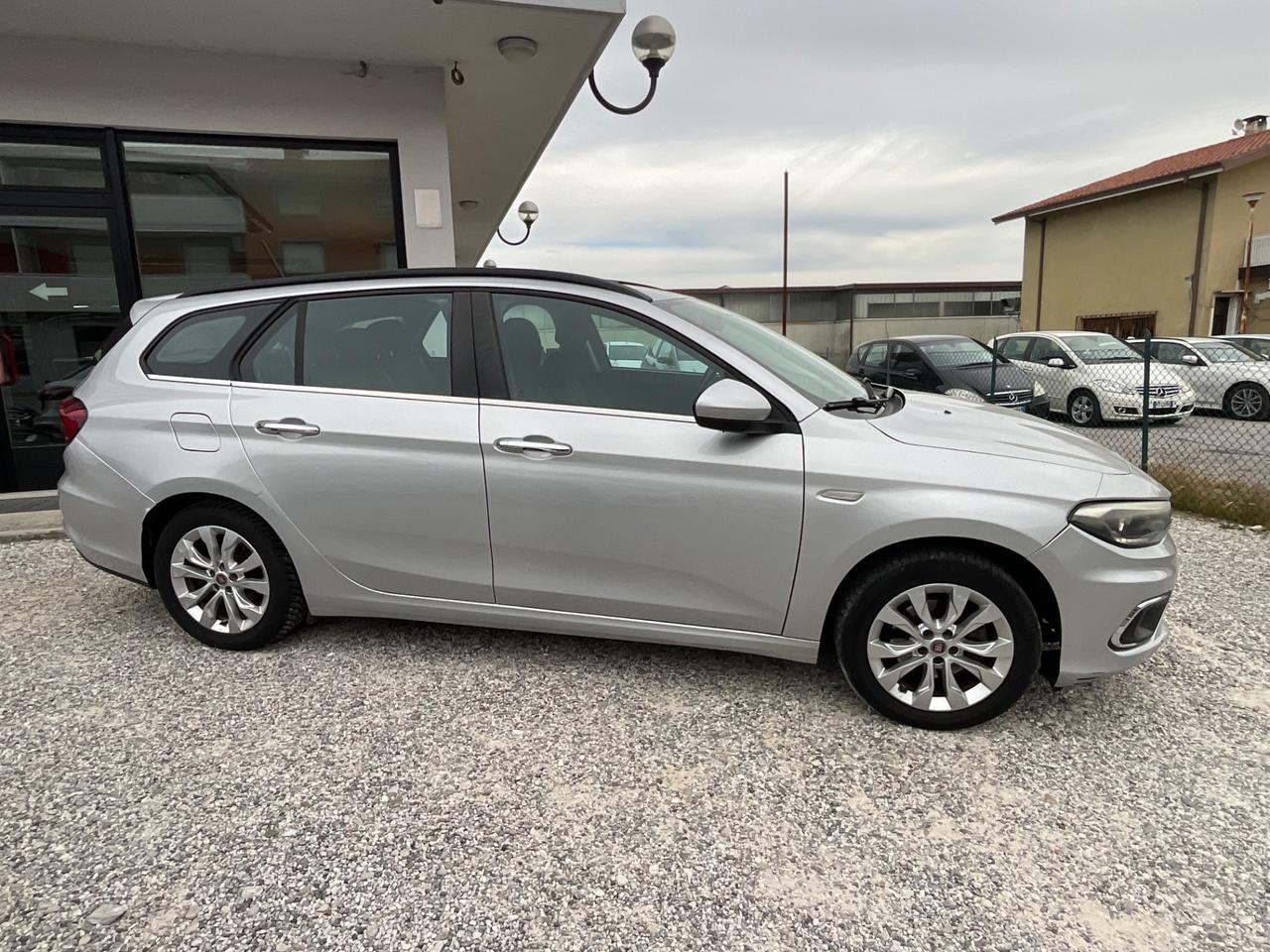 Fiat Tipo 1.6 Mjt S&S SW Lounge