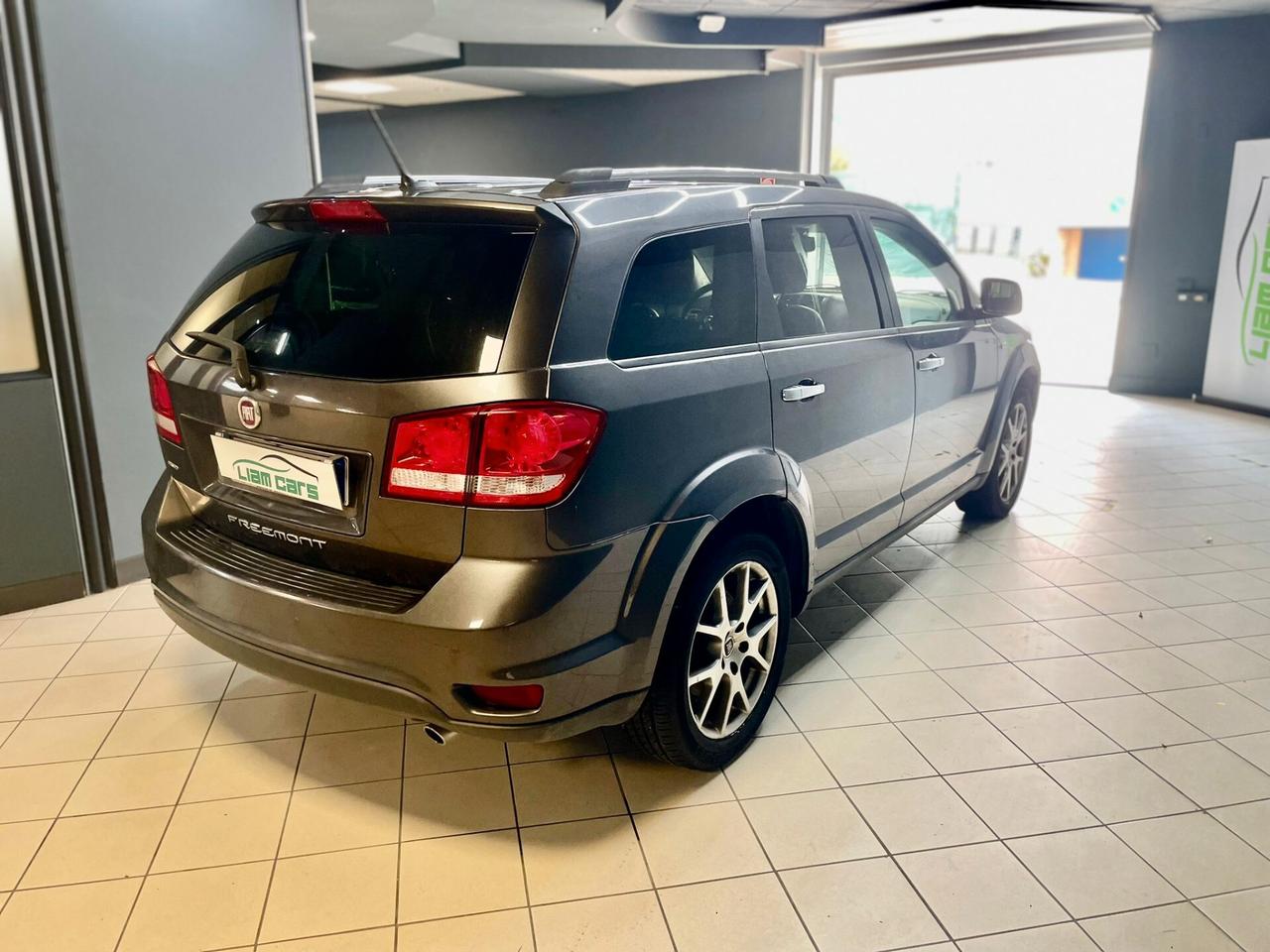 Fiat Freemont 2.0 Mjt 170 CV 4x4 aut. Black Code