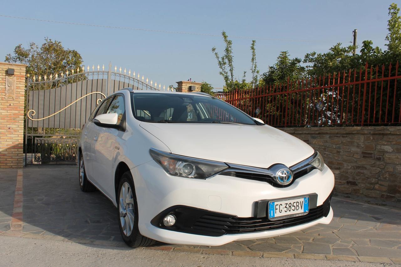 Toyota Auris Touring Sports 1.8 Hybrid Business