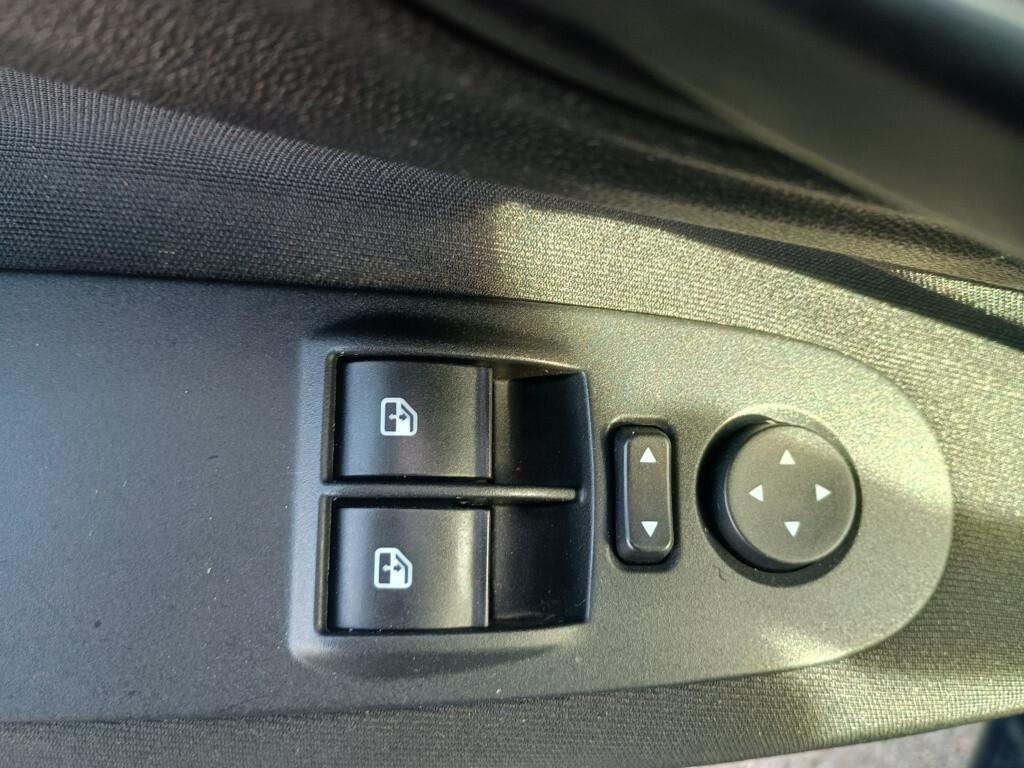 Fiat Punto 1.4 8V 77cv 5 porte Easypower GPL Young