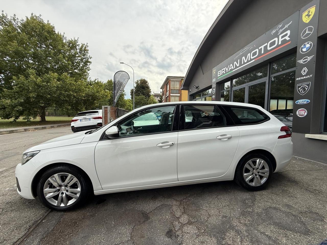 Peugeot 308 BlueHDi 100 S&S SW Business
