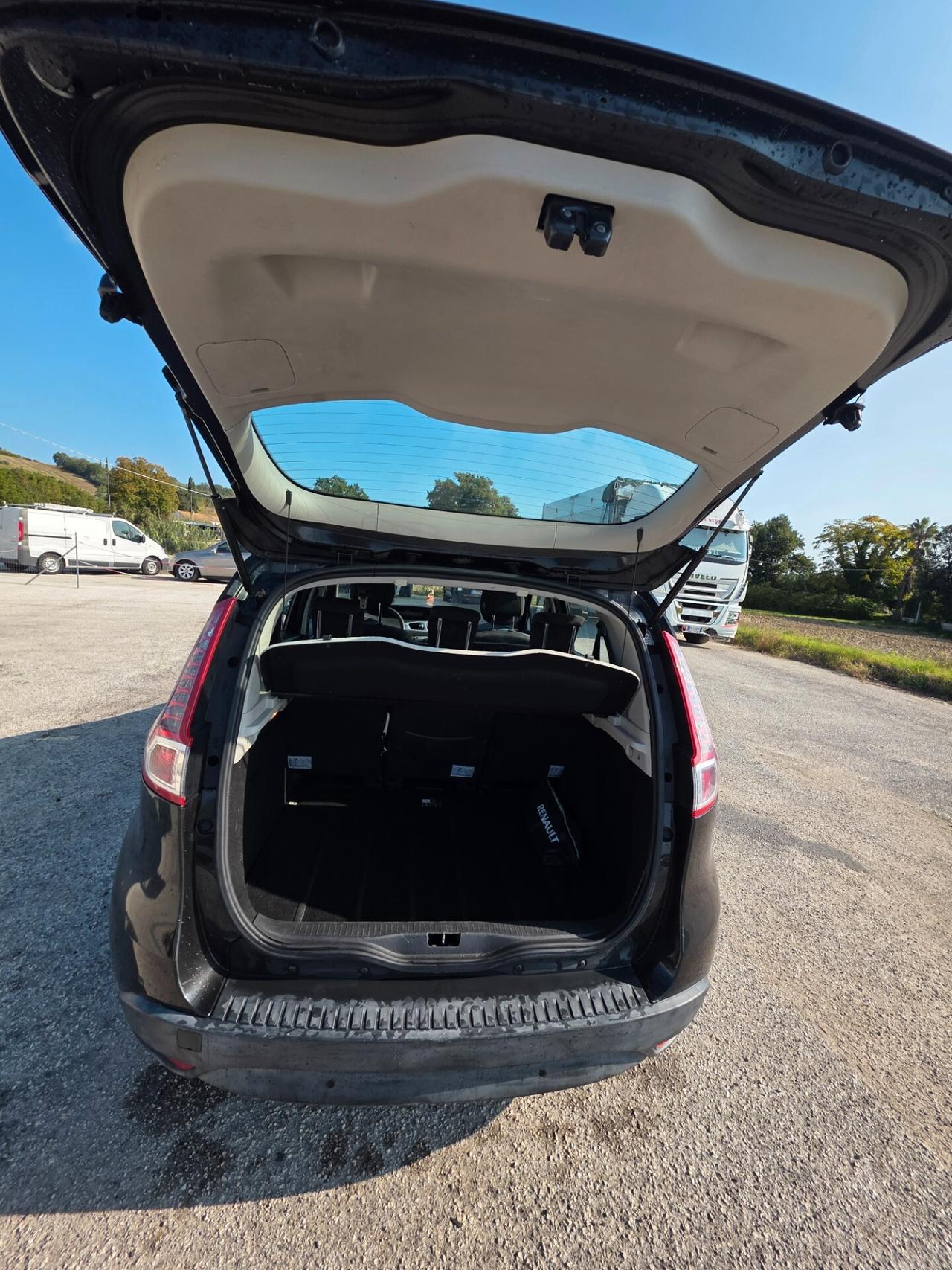 Renault Scenic Scénic X-Mod 1.5 dCi 110CV Luxe