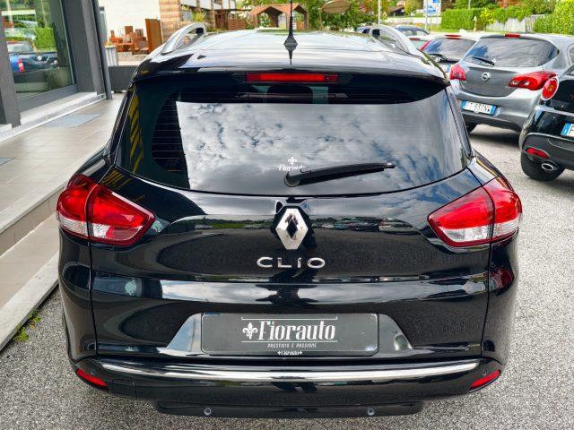 RENAULT Clio Sporter TCe 12V 75 CV Moschino Zen