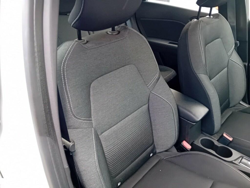 Renault Captur 1.6 Hybrid Zen E-Tech Auto