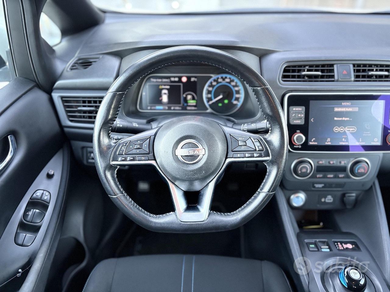 Nissan Leaf 40kWh 122CV E6 - 2022