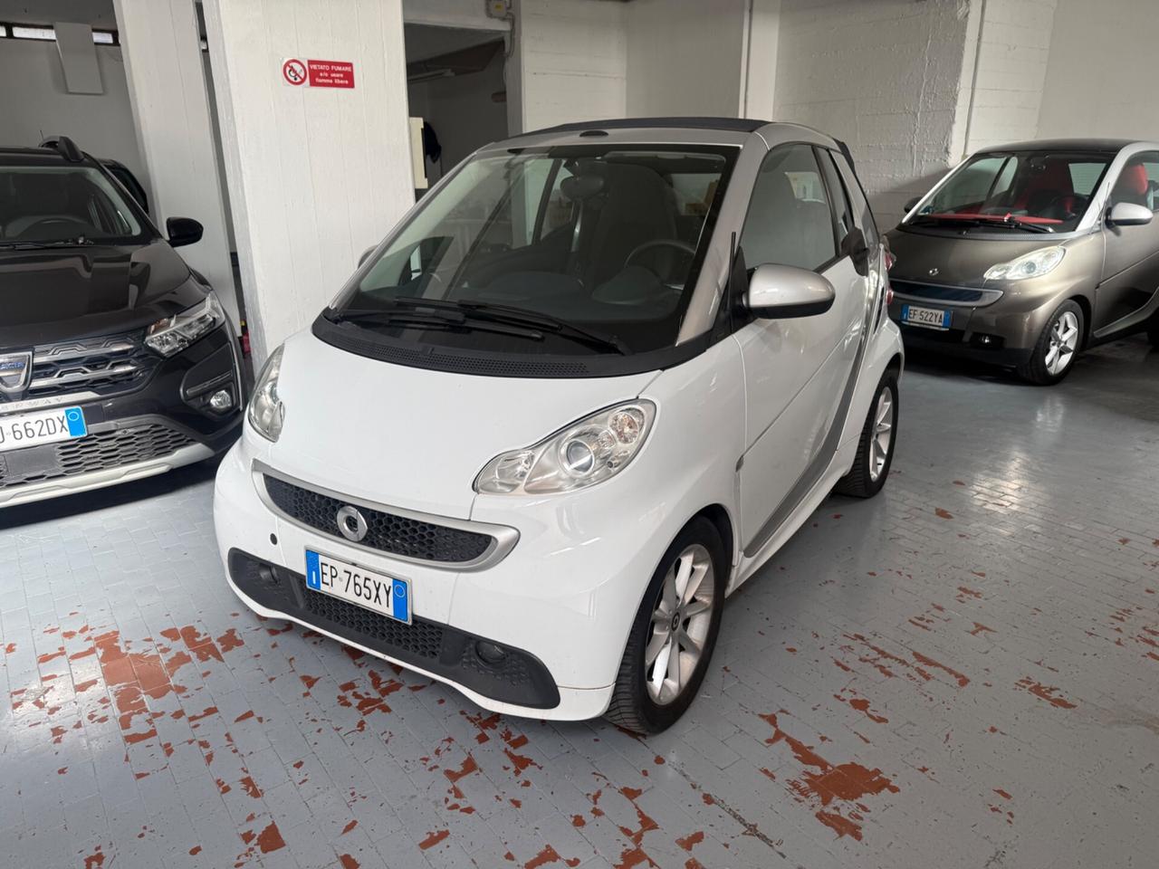 Smart ForTwo 1000 52 kW MHD cabrio passion