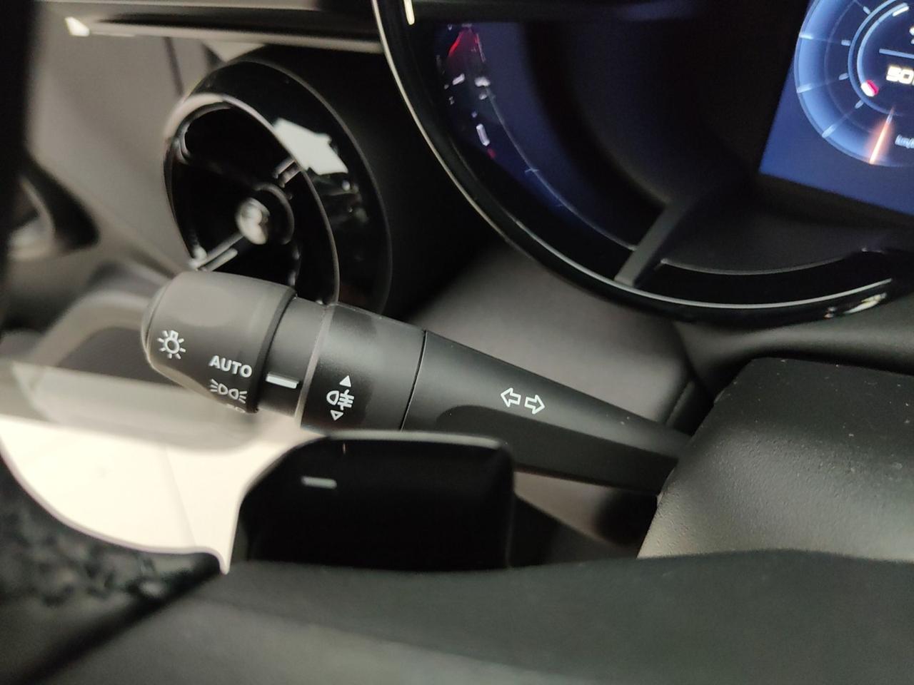 ALFA ROMEO Junior 1.2 HYBRID 145CV Q4