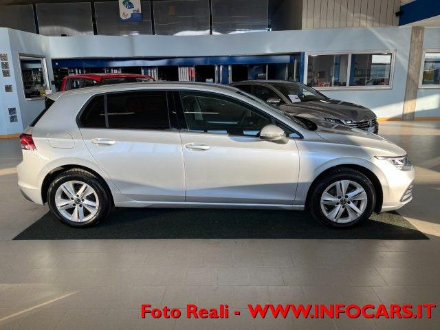 VOLKSWAGEN Golf 1.0 TSI EVO Life Iva Esposta