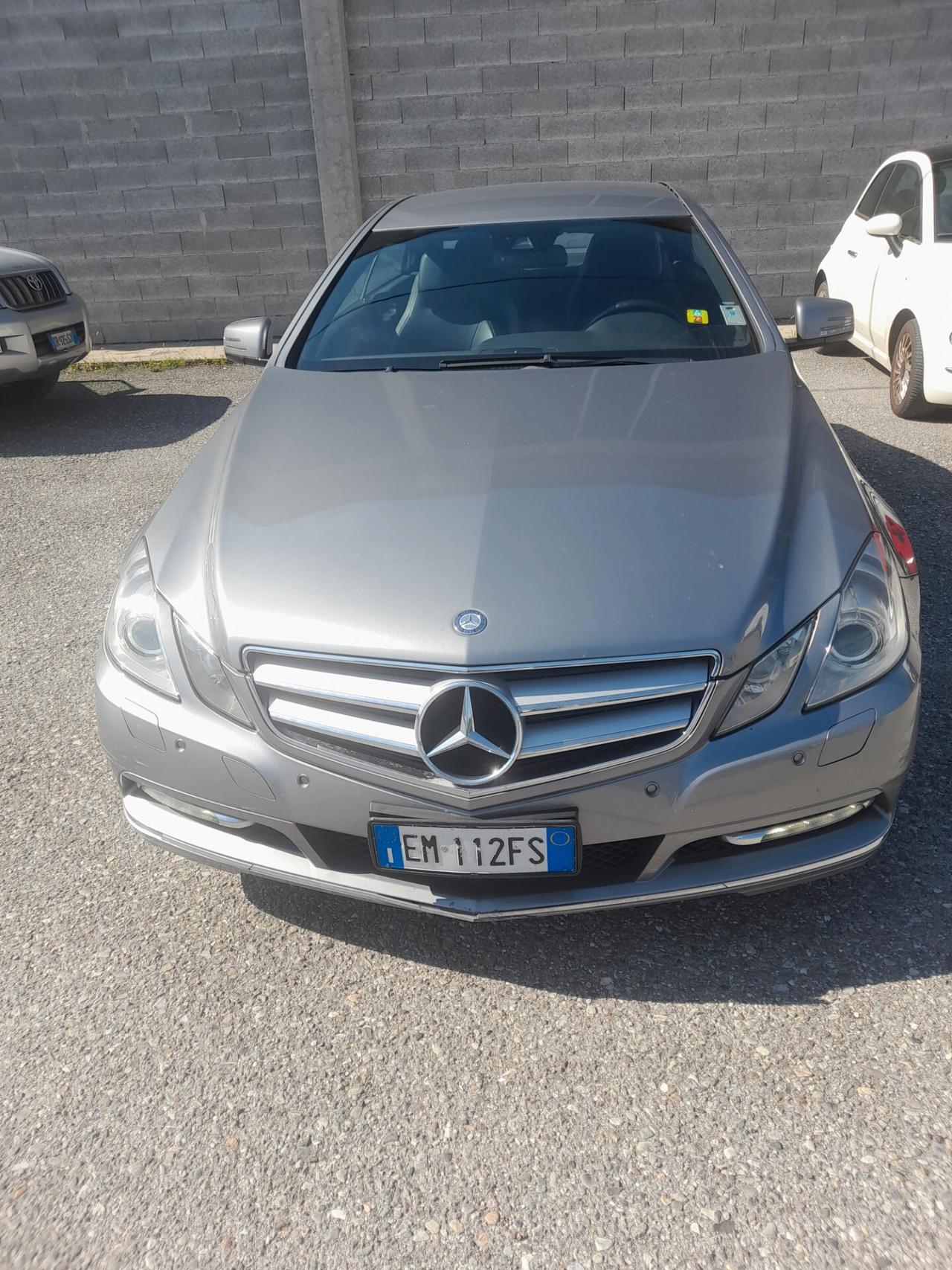 Mercedes-benz E 220 CDI BlueEFFICIENCY Avantgarde