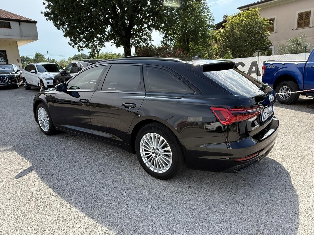 AUDI A6 AVANT VIRTUAL TDI-HYBRID BLACK LINE