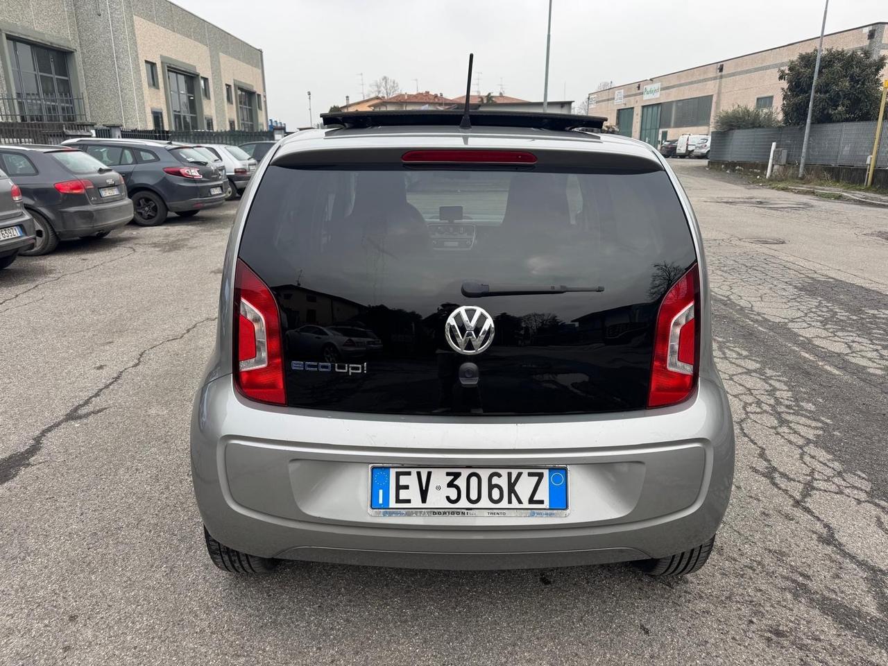 Volkswagen up! Metano neopatentati 94000 full optional