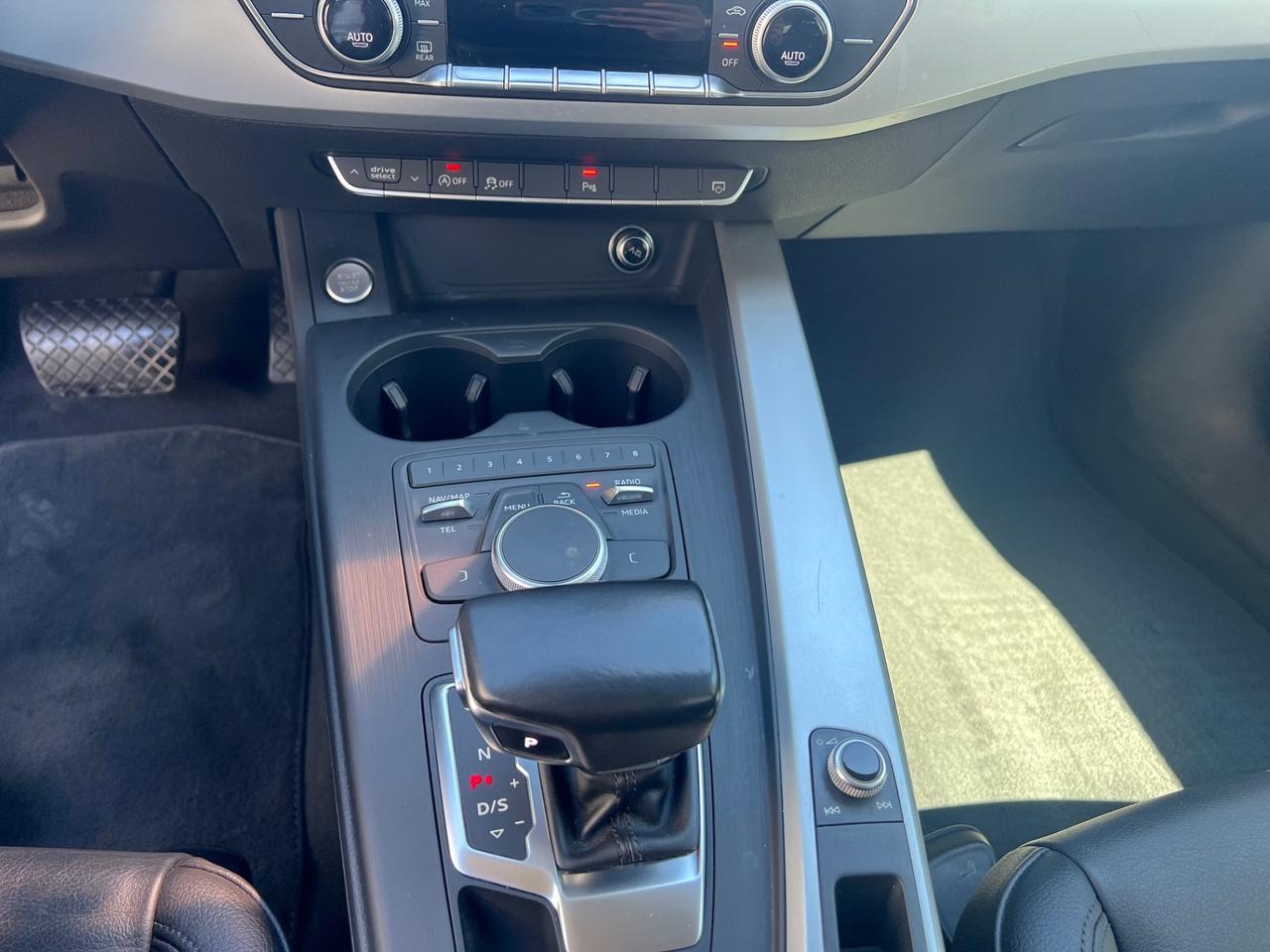 Audi A4 2.0 TDI 150 CV ultra Design